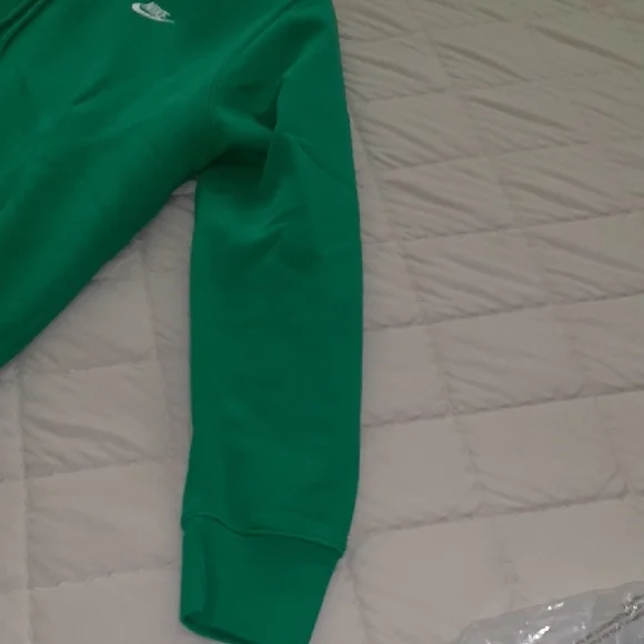 Nike Club Men's Fleece Pullover Green Hoodie - Picture 11 of 16
